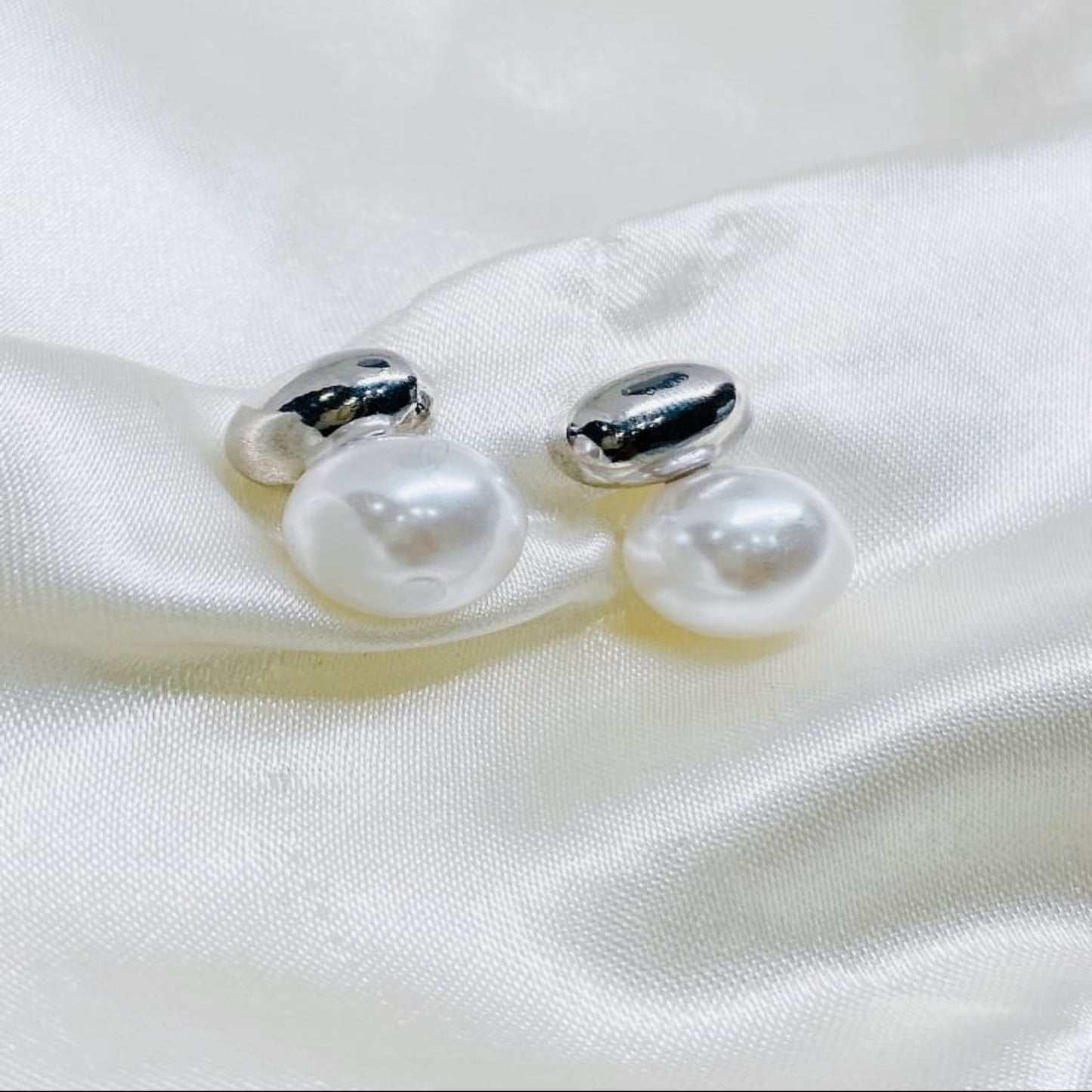 Moon Pearl Studs