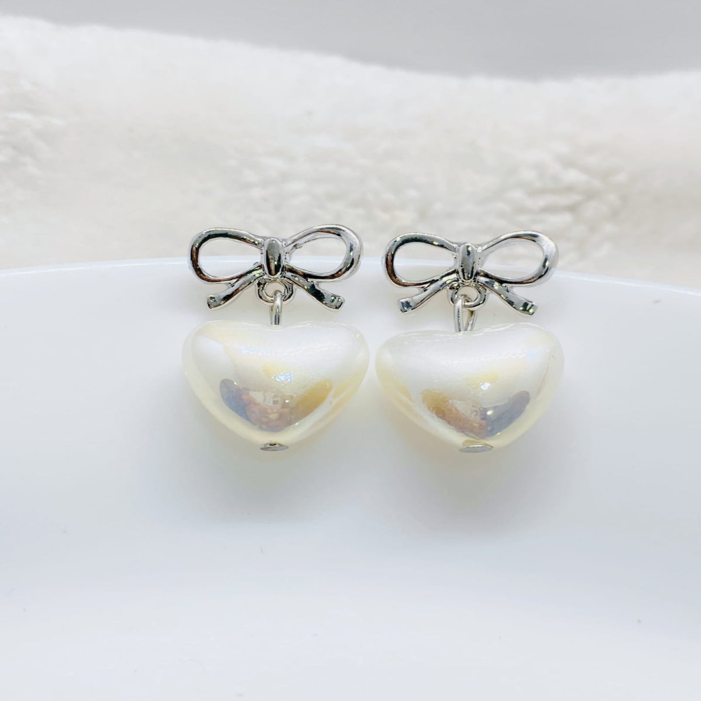 Pearl Whimsy Bow Drops