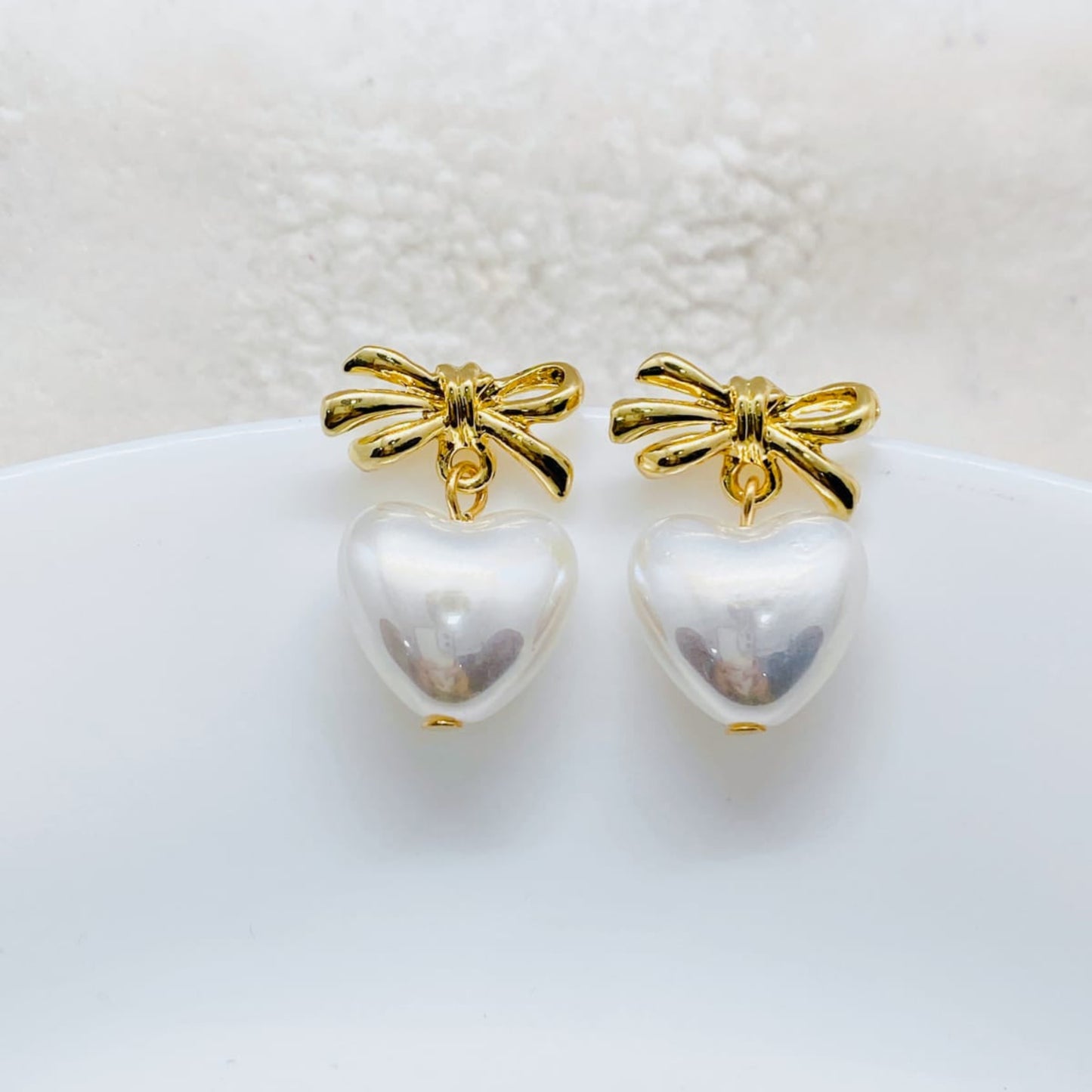 Golden Bloom Heart Drops